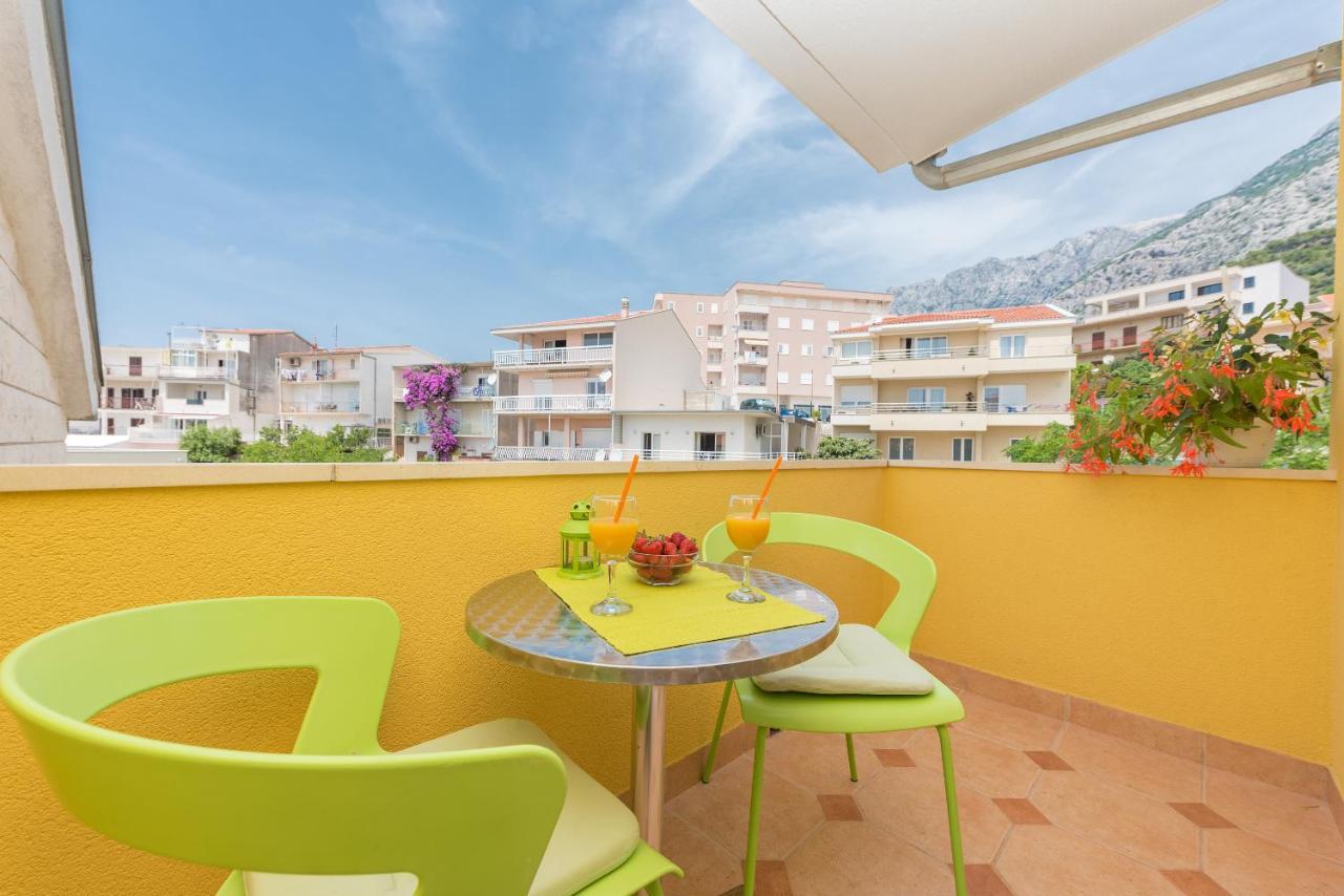 Apartments Villa Vujcic มาคาร์สกา ภายนอก รูปภาพ